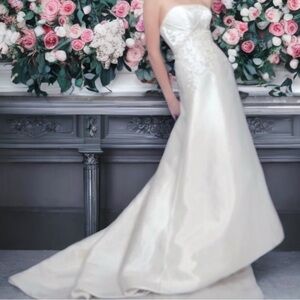 Mori Lee Ivory Beaded Strapless A-Line Wedding Dress Gown Chapel Train Size 8